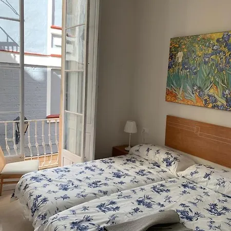 Valverde 1 - A Apartment *